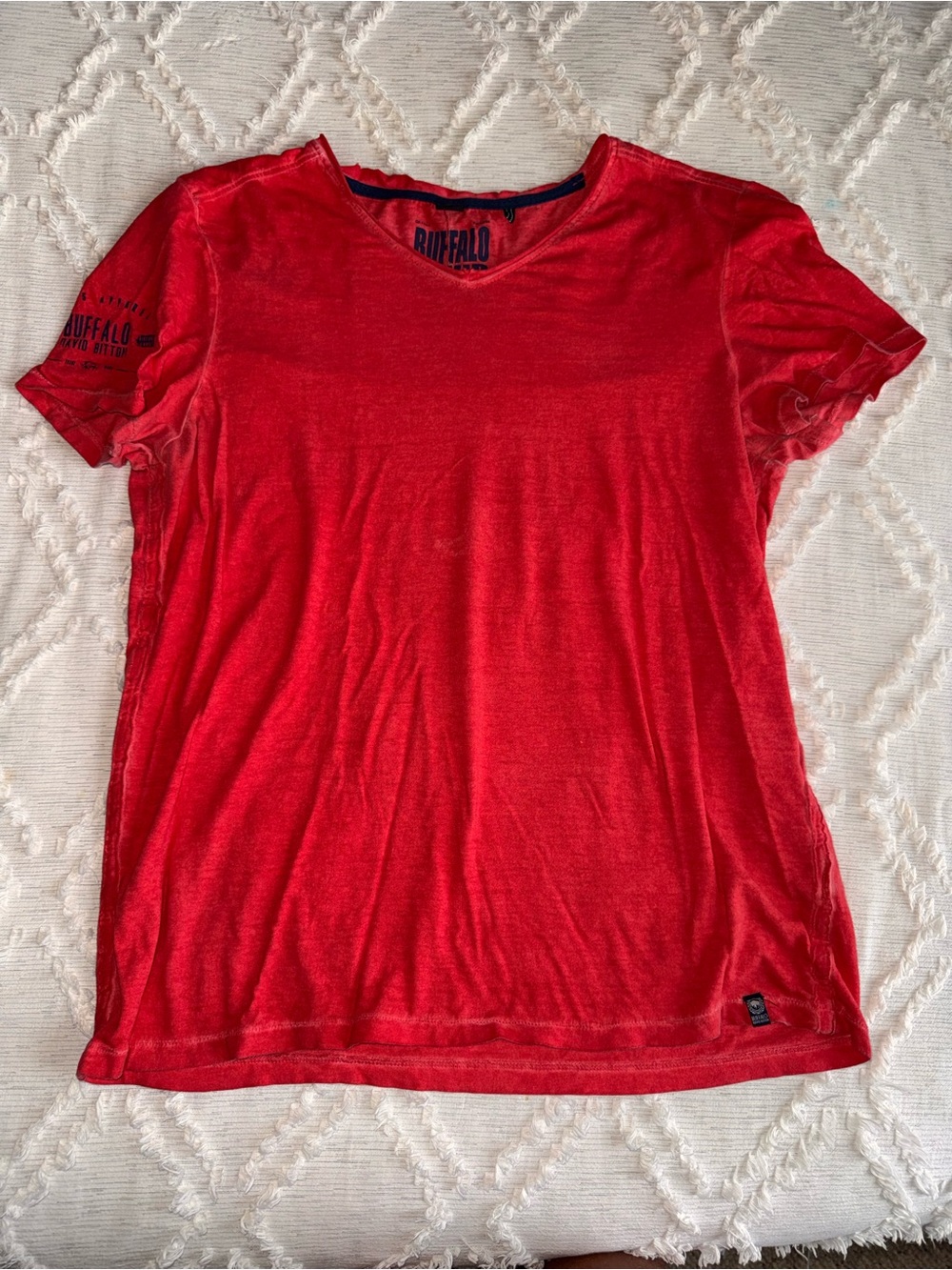 Buffalo David Bitton Men’s Medium Red V-Neck T-Shirt